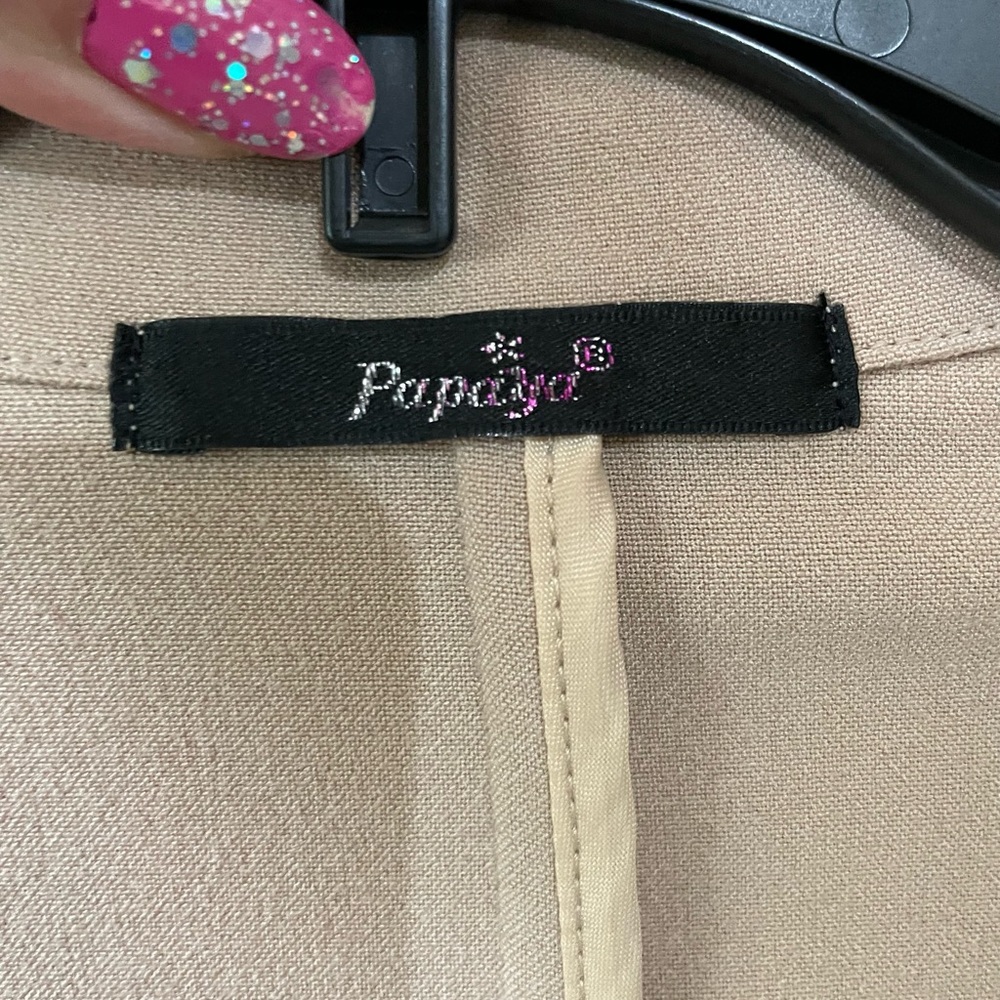 🍭3/$10 Papaya Women’s Blazer : Size Med : Tan - Picture 5 of 8
